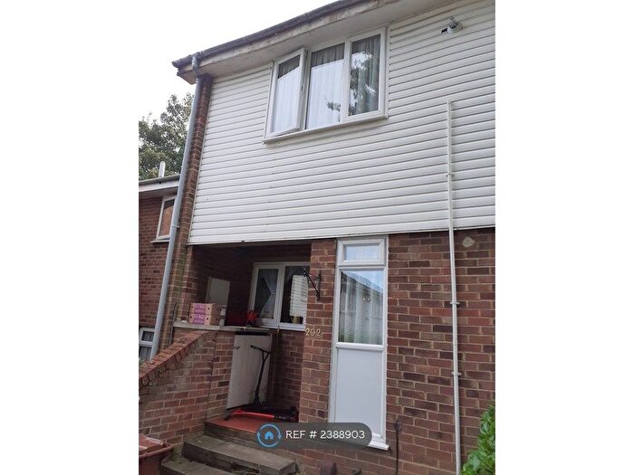 2 Bedroom Terraced House To Rent In Waleton Acres, Wallington, SM6