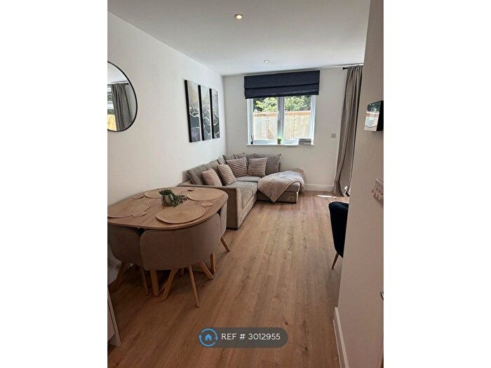 3 Bedroom Terraced House To Rent In Old Lodge Lane, Purley, CR8