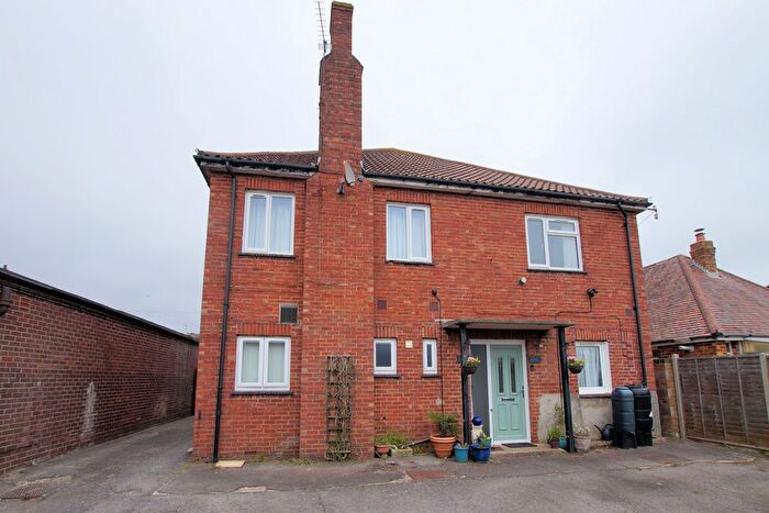 1 Bedroom Flat For Sale In White Hart Lane, Portchester, PO16