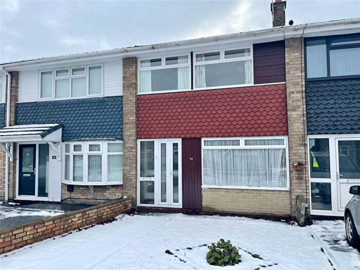 3 Bedroom Terraced House For Sale In Winchester Drive, Burton-On-Trent, Staffordshire, DE14
