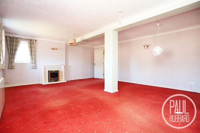 2 Bedroom Flat For Sale In Swonnells Court, Oulton Broad., NR32