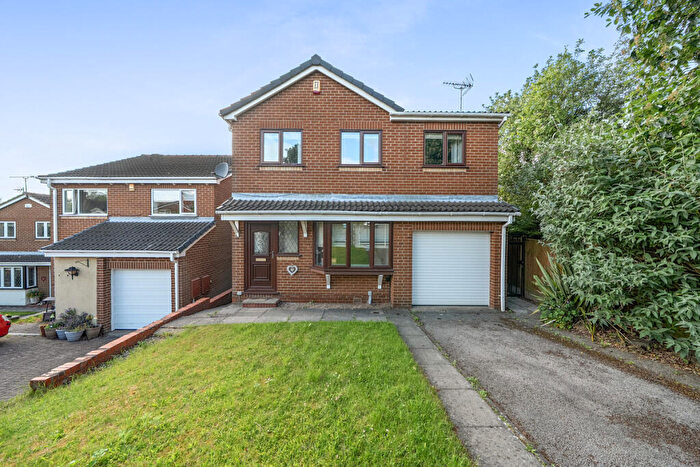 4 Bedroom Detached House For Sale In Hardwick Close, Ripley, DE5
