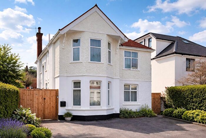 6 Bedroom Detached House For Sale In Pembroke Road, Westbourne, BH4