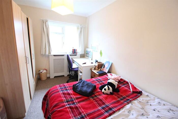 2 Bedroom End Of Terrace House To Rent In **£pppw Excluding Bills** Abbey Bridge, Lenton, NG7