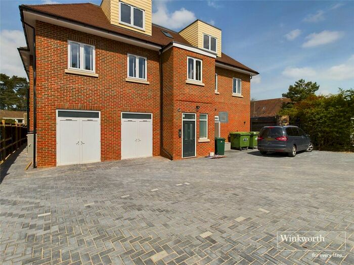 2 Bedroom Apartment To Rent In Finchampstead Road, Finchampstead, Wokingham, Berkshire, RG40