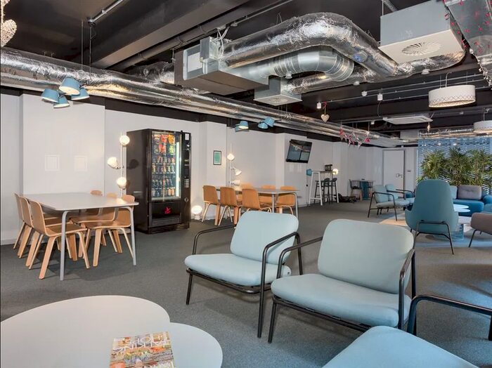 1 Bedroom Studio To Rent In Queen Street, Exeter, England 3Fg, Devon EX4