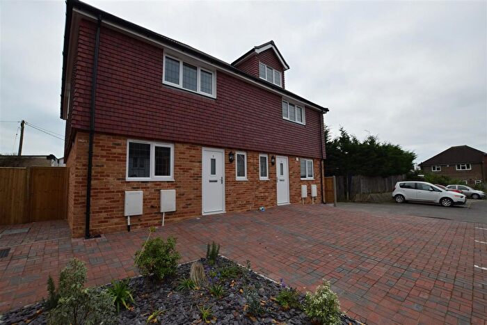 2 Bedroom Detached House To Rent In Orchard Way, Hastings, TN35