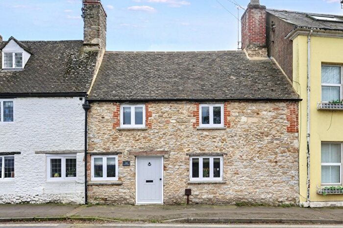 3 Bedroom Cottage For Sale In Church Street, Faringdon, SN7