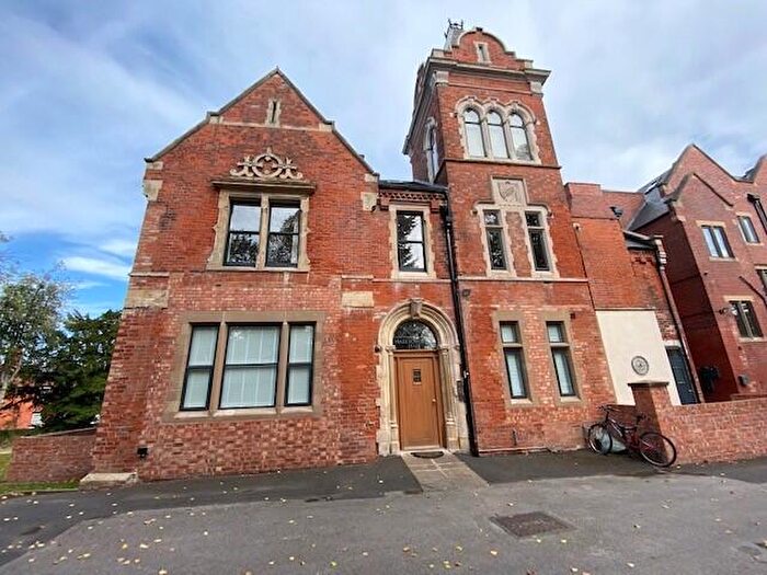 2 Bedroom Apartment To Rent In Marlborough Hall, Mapperley Park, NG3