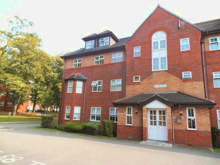 2 Bedroom Flat To Rent In The Spinnakers, Aigburth, Liverpool, L19