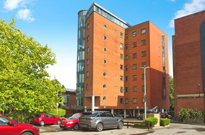 2 Bedroom Apartment To Rent In City Wharf, Atlantic Wharf, Cardiff Bay, CF10