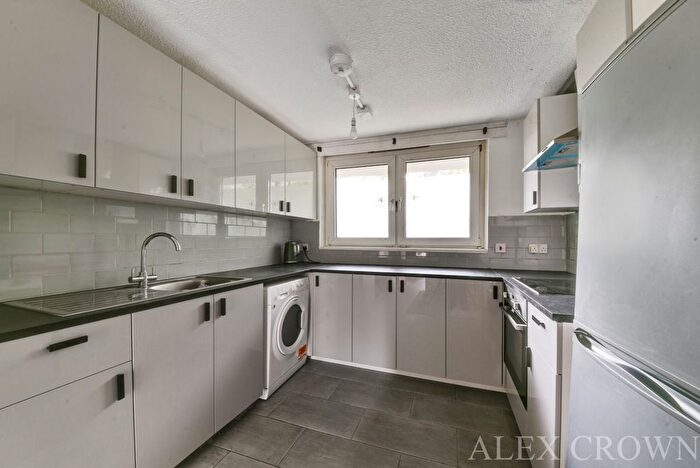 4 Bedroom Flat To Rent In Transept Street, Marylebone, NW1