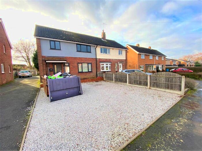 3 Bedroom Property To Rent In Sytch Lane, Wombourne, Wolverhampton, WV5