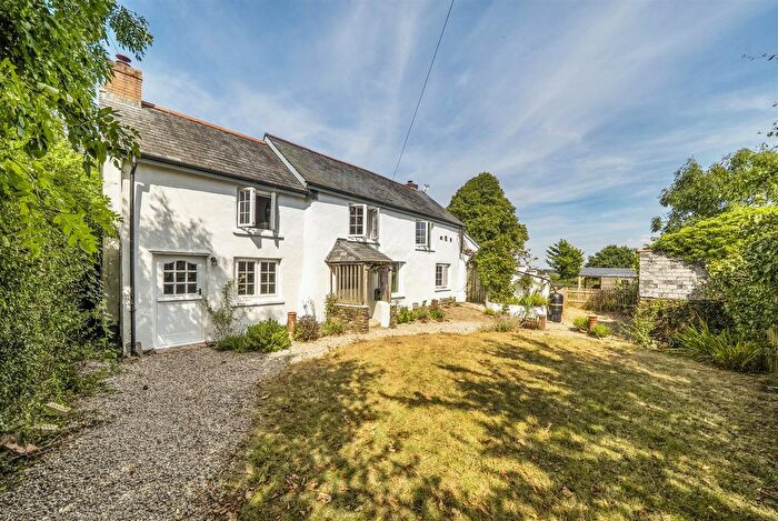 5 Bedroom Detached House For Sale In Peters Marland, Torrington, EX38
