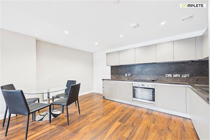 2 Bedroom Flat For Sale In The Assembly, Cambridge St, Manchester, M1