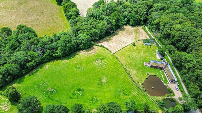 3 Bedroom Detached Bungalow For Sale In Studdens Lane, Trolliloes, Hailsham, BN27