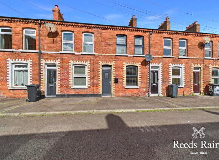 2 Bedroom House For Sale In Chobham Street, Belfast, BT5