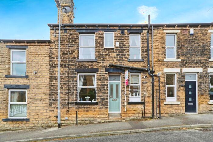 2 Bedroom Terraced House For Sale In Eggleston Street, Leeds, LS13