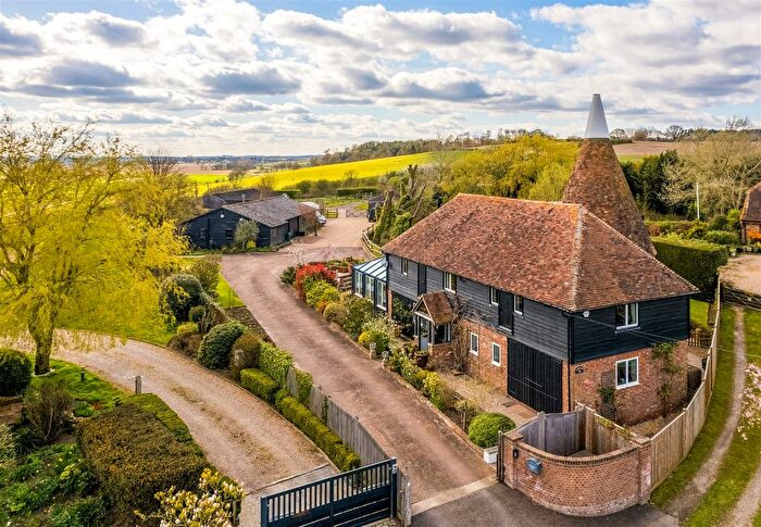 5 Bedroom Equestrian Property For Sale In Rural Tenterden, Kent, TN30
