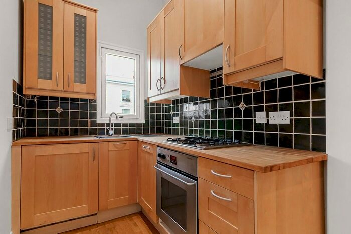1 Bedroom Flat To Rent In Chepstow Villas, Notting Hill, London, W11
