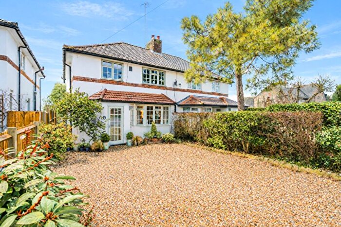 4 Bedroom Semi Detached House For Sale In Marford Road, Wheathampstead, St. Albans, Hertfordshire, AL4