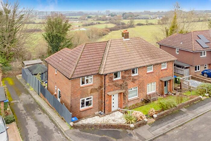 5 Bedroom Semi-Detached House For Sale In The Meadows, Lewes, BN7