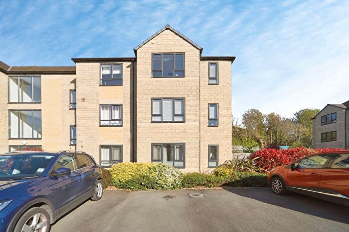 1 Bedroom Flat For Sale In Beck View Way, Shipley, BD18