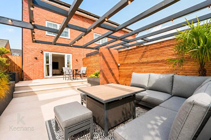 4 Bedroom Semi-Detached House For Sale In Clifford Drive, Bury, BL9