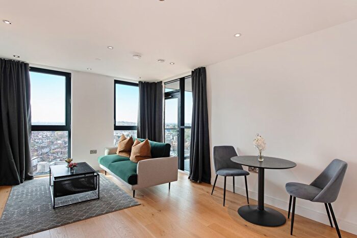 2 Bedroom Flat To Rent In Station Grove, Wembley, HA0