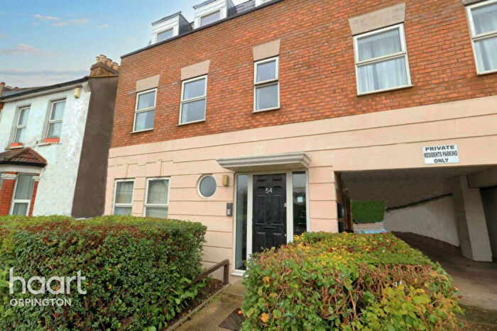 2 Bedroom Apartment For Sale In College Road, Bromley, BR1