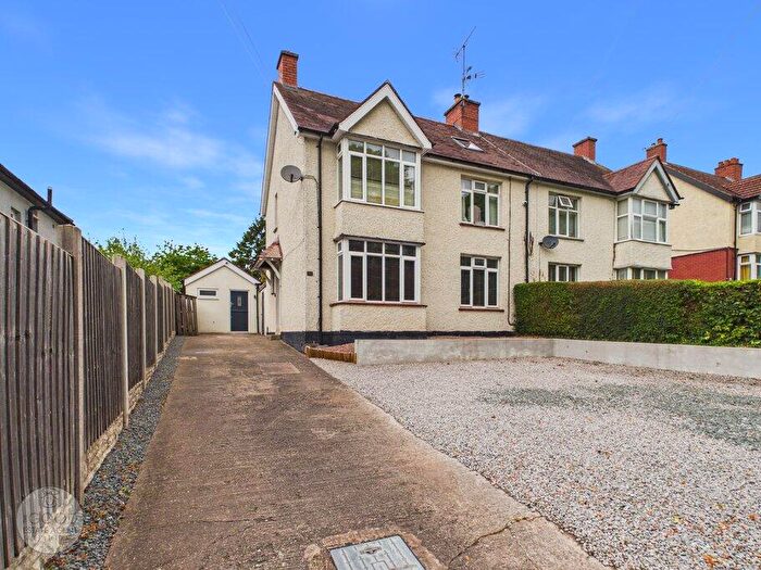 4 Bedroom Semi Detached House For Sale In College Road, Hereford, HR1