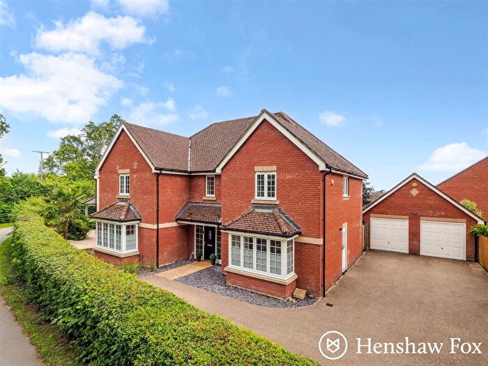5 Bedroom Detached House For Sale In Abbess Close, Romsey, Hampshire, SO51