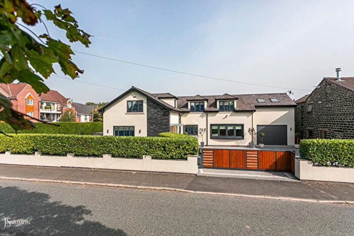 5 Bedroom Detached House For Sale In Brandlesholme Road, Greenmount, Bury, BL8