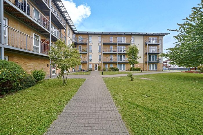 2 Bedroom Flat To Rent In Tristan Court, King Georges Crescent, HA0