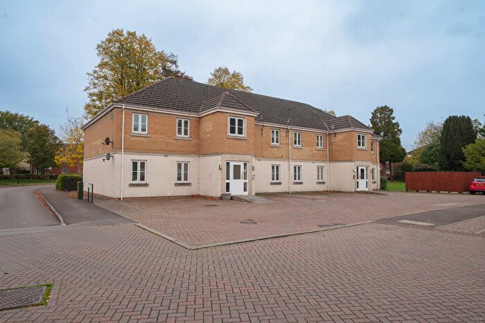 2 Bedroom Apartment For Sale In Winton Road, Swindon, SN3