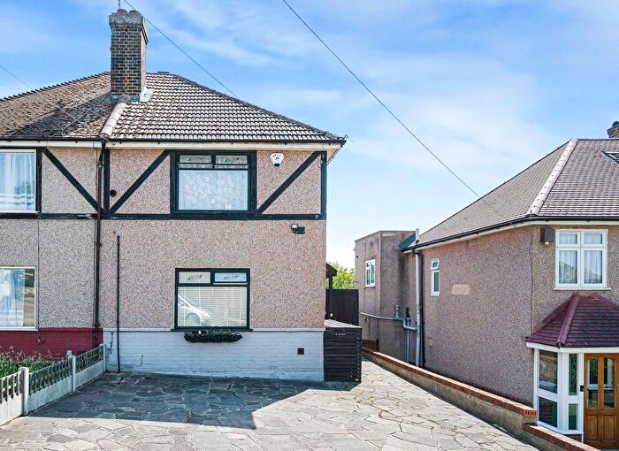 3 Bedroom Semi Detached House For Sale In Mount Culver Avenue, Sidcup, DA14