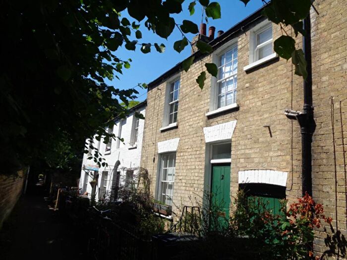2 Bedroom House To Rent In Church Rate Walk, Newnham, Cambridge, CB3