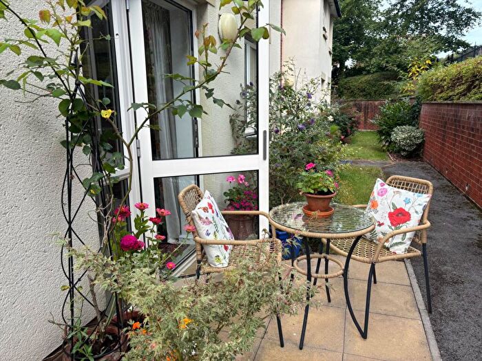 1 Bedroom Flat For Sale In Milton Lane, Wells, BA5