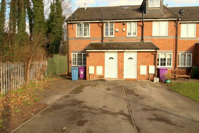 3 Bedroom Town House To Rent In Old Church Close, Walton, Liverpool, L9