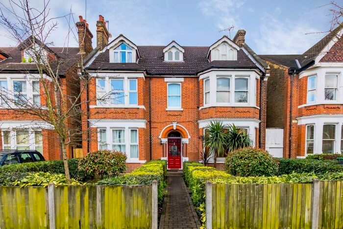 2 Bedroom Flat To Rent In Creffield Road, London, W5