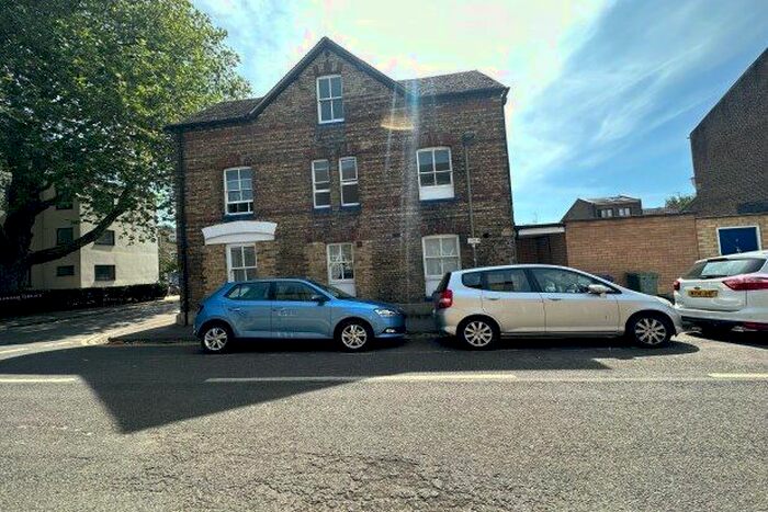 2 Bedroom Maisonette To Rent In Cranham Terrace, Oxford, OX2