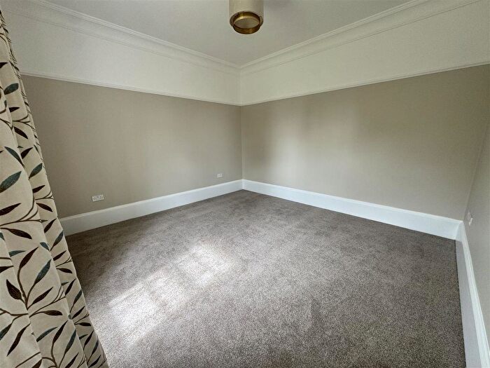 1 Bedroom Flat To Rent In Heworth Croft, York, YO31