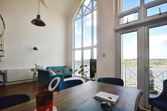 3 Bedroom Penthouse To Rent In Mayflower House, Rochester, Kent, ME1