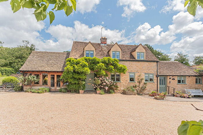 7 Bedroom Detached House For Sale In Wotton-under-Edge, GL12