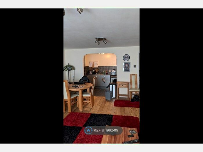 1 Bedroom Flat To Rent In Gravel Walk, Rochester, ME1