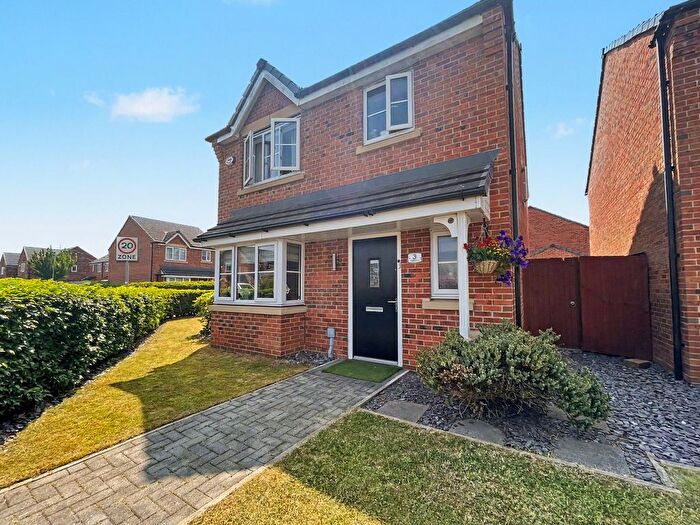 3 Bedroom Detached House For Sale In Gate Lane, Radcliffe, M26