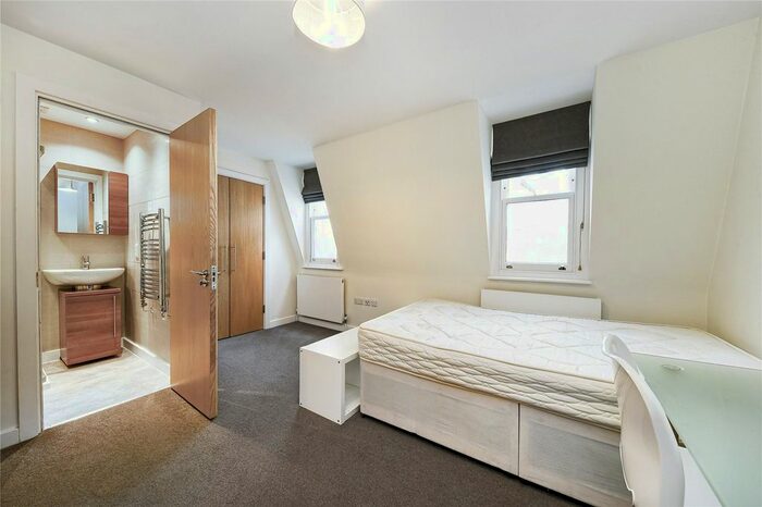 Studio To Rent In Old Brompton Road, South Kensington, London, SW7