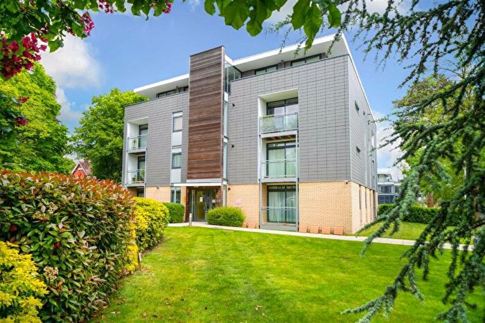 1 Bedroom Flat To Rent In Newsom Place, St Peters Road, St Albans, AL1