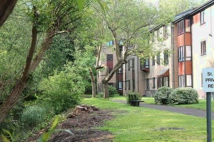 1 Bedroom Flat To Rent In St. Pauls Court, Reading, RG1