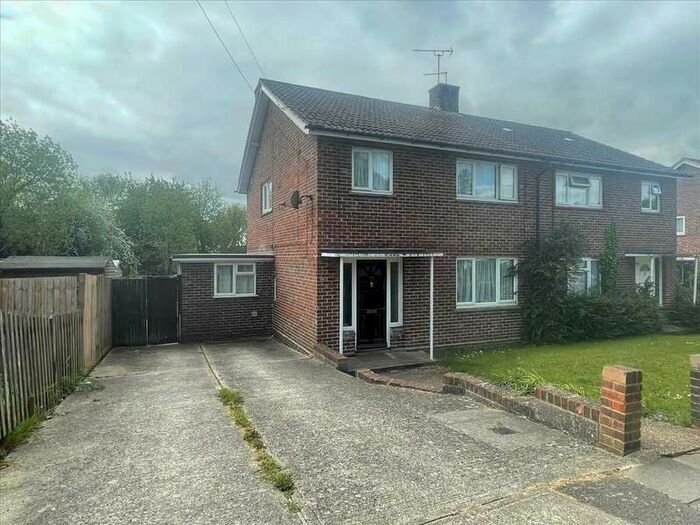 5 Bedroom Semi-Detached House To Rent In Tenterden Drive, Canterbury, CT2